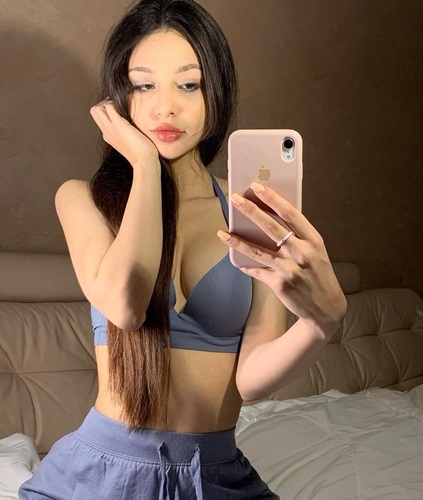 Akşemsetti̇n Genç ve Dinamik Üniversiteli Escort Bayan Lara